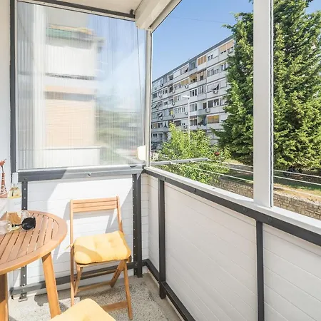 App***max Apartment